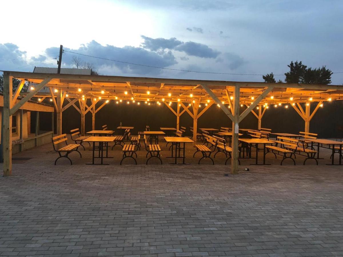 Семейная Зона Отдыха Lafa Hotel Balqash Bagian luar foto